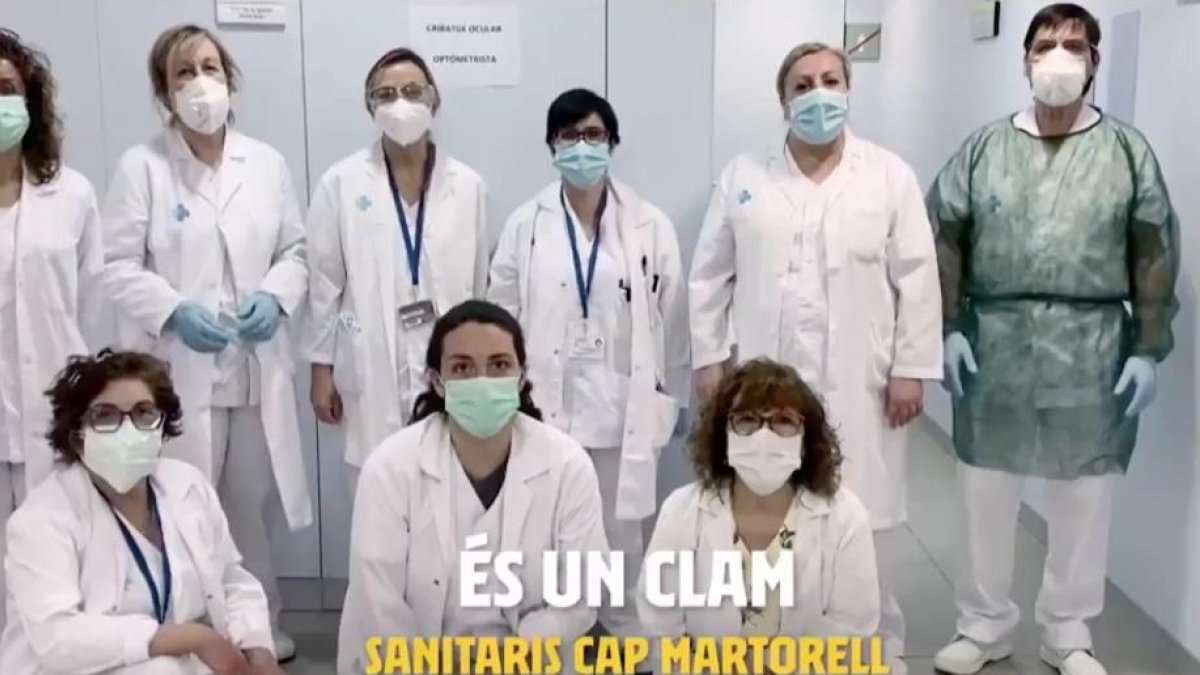 Los sanitarios también son protagonistas en el vídeo que lanzó ayer el club en las redes sociales.