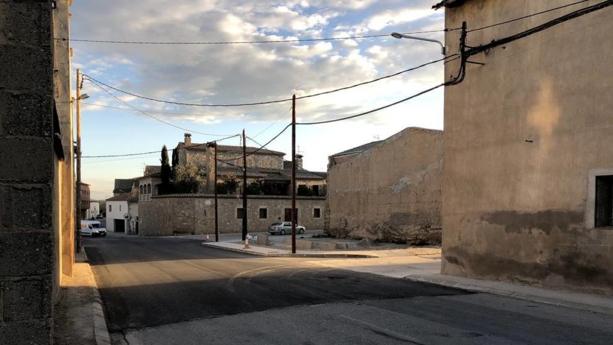 Finalitzen les obres a l'entrada de Bellvís