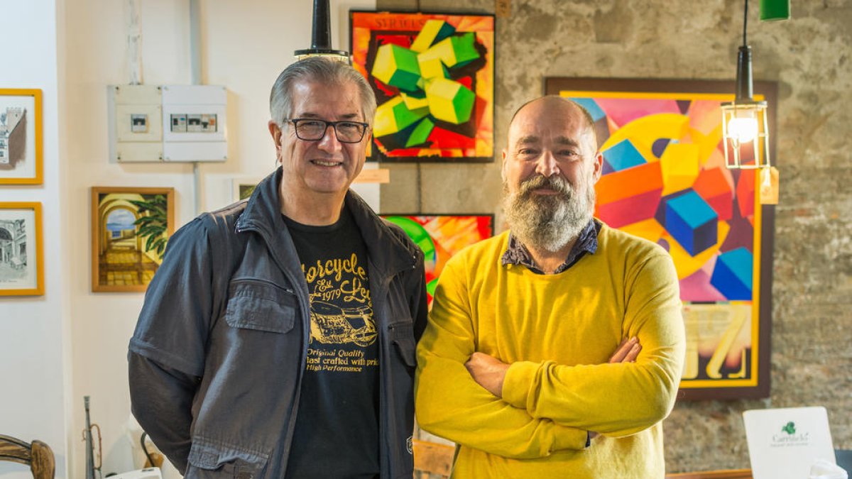 El pintor José Luis Nieto i Ricart Rovira, de la cerveseria Carrincló de Lleida.