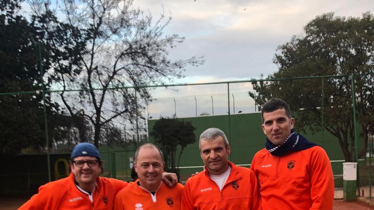 El CT Urgell conquista dos títulos de la Lliga Catalana de tenis