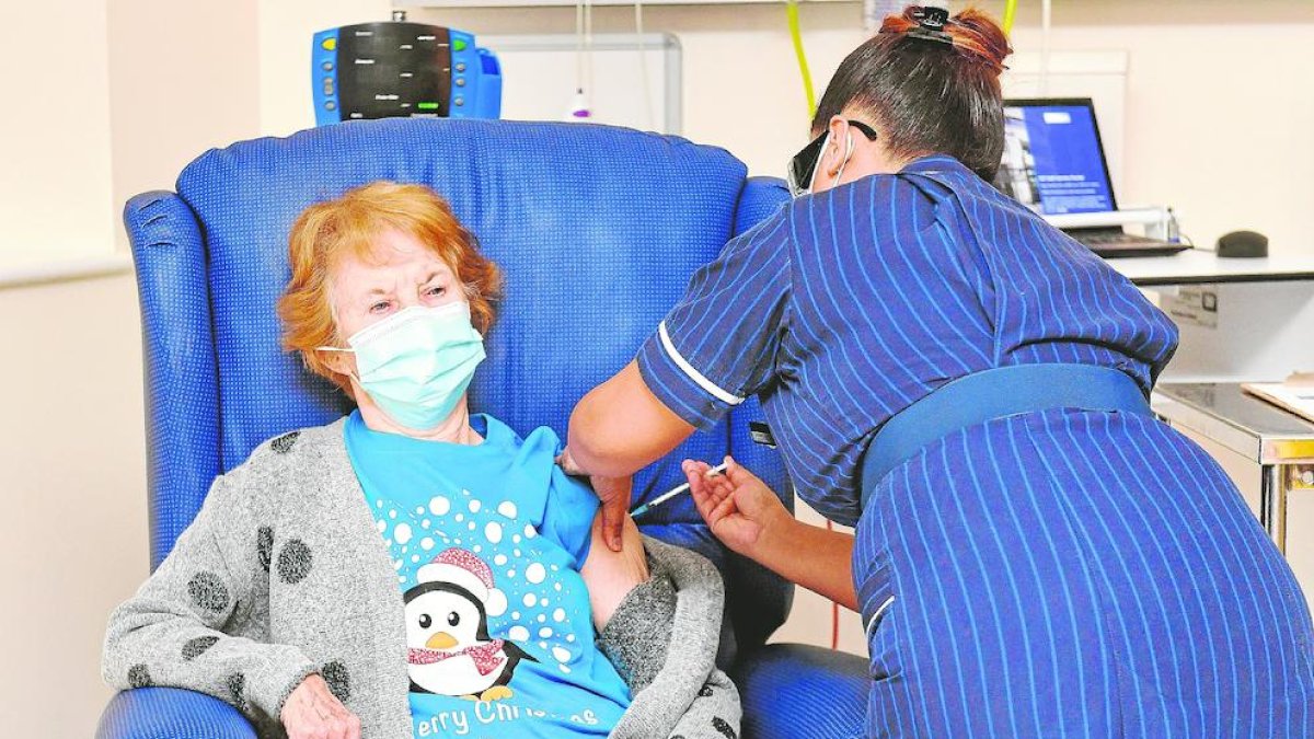 Margaret Keenan va ser la primera dona a ser vacunada al Regne Unit la setmana passada.