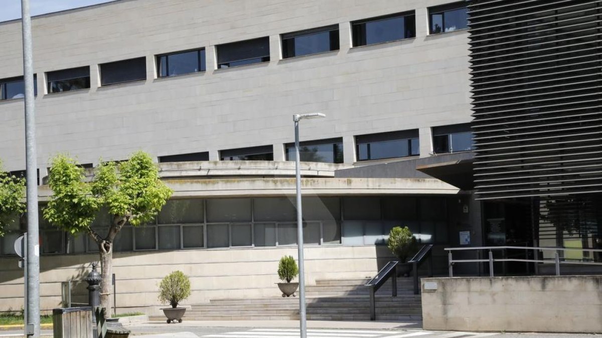 La façana de l'hospital Santa Maria de Lleida.