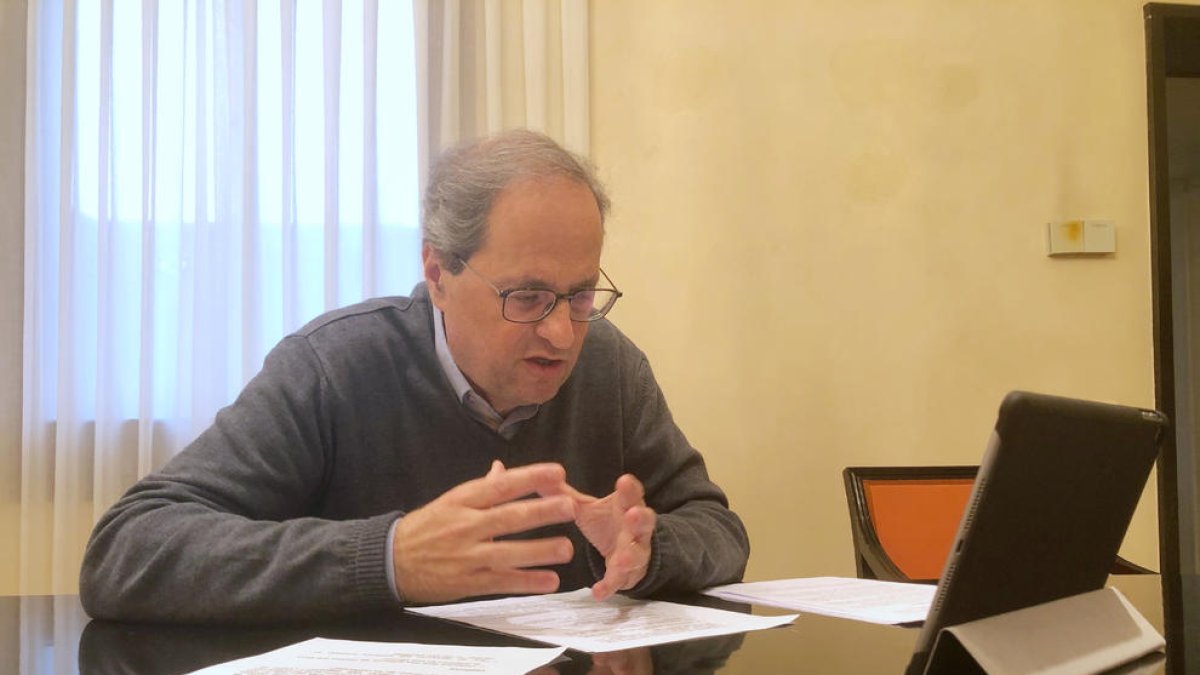 Quim Torra durant la reunió telemàtica d’ahir amb els grups polítics del Parlament.