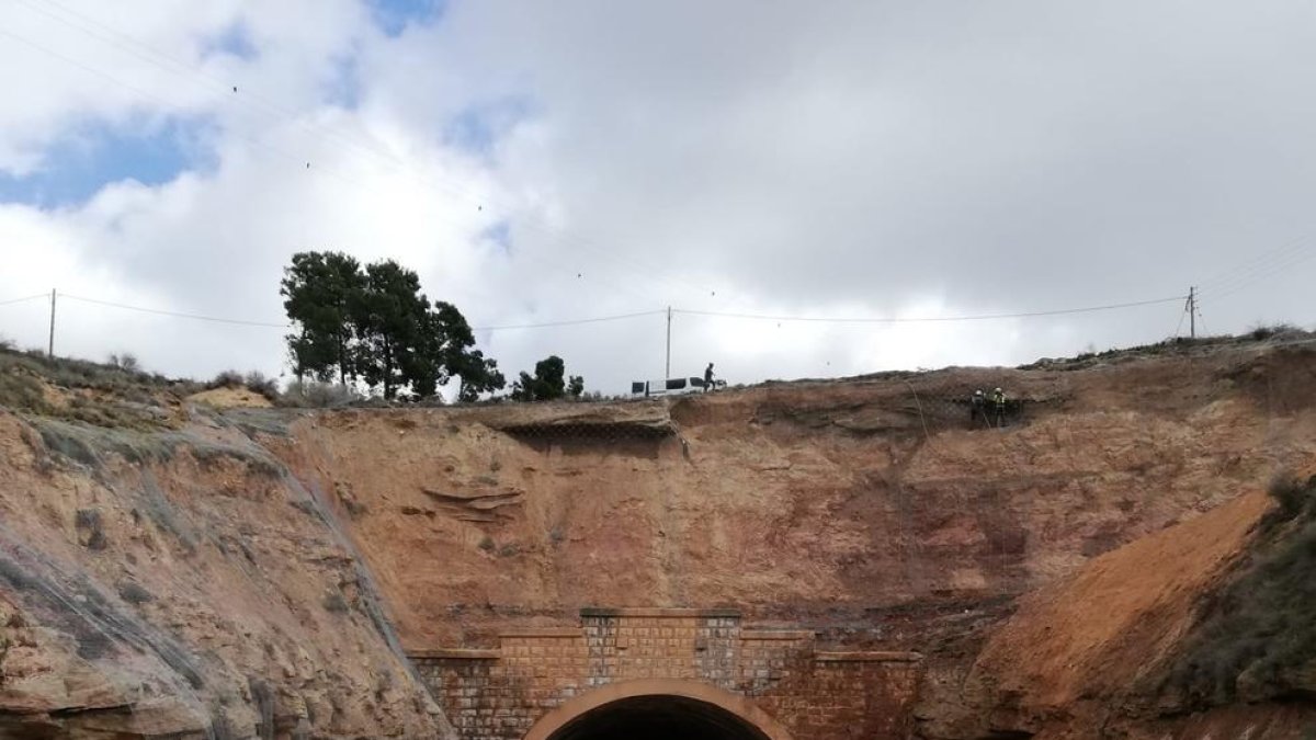 Las mallas que se han colocado en la antigua N-II en Fraga.