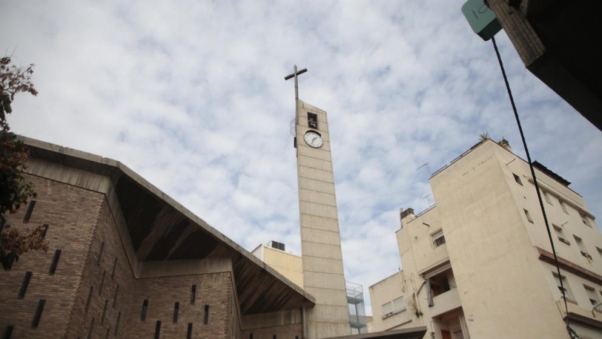 Imagen del exterior de la iglesia de Santa Maria de Gardeny.