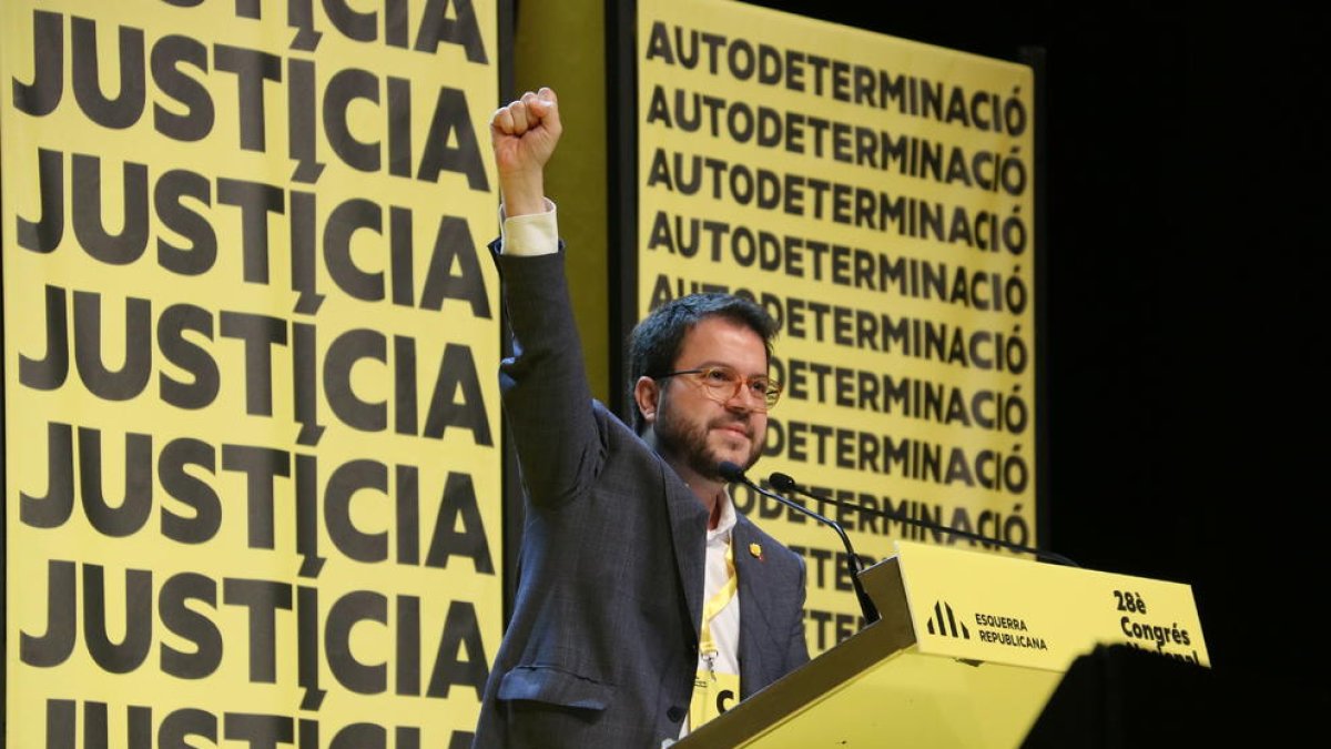 El coordinador de ERC, Pere Aragonès, durante su ponencia en el congreso de ERC.