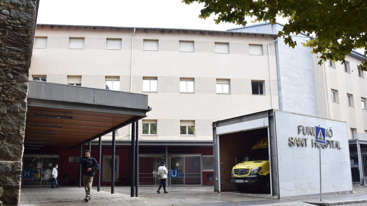 Exterior del Sant Hospital de la Seu d’Urgell.