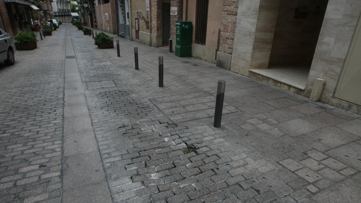 Imatge del carrer Democràcia de Lleida.