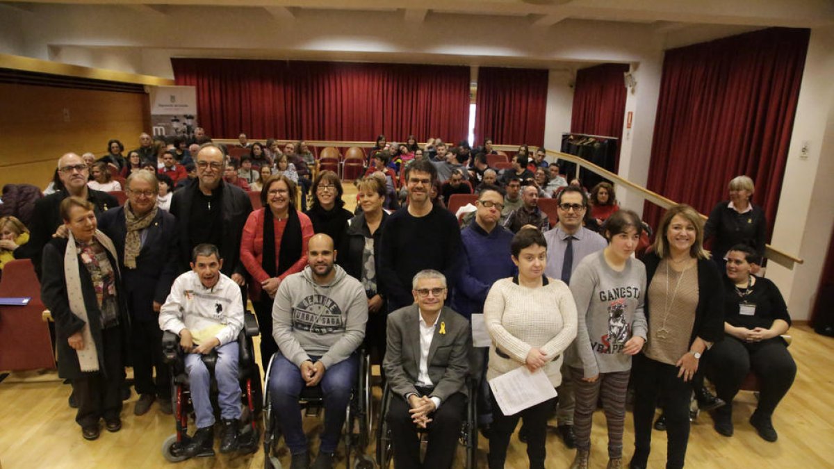 Les entitats lleidatanes van llegir un manifest el Dia de les Persones amb Discapacitat, el 3 de desembre.