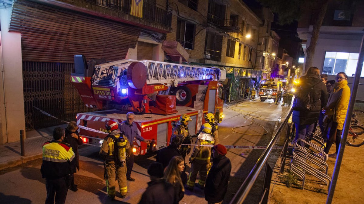 Preventivament es va tallar un tram del carrer.