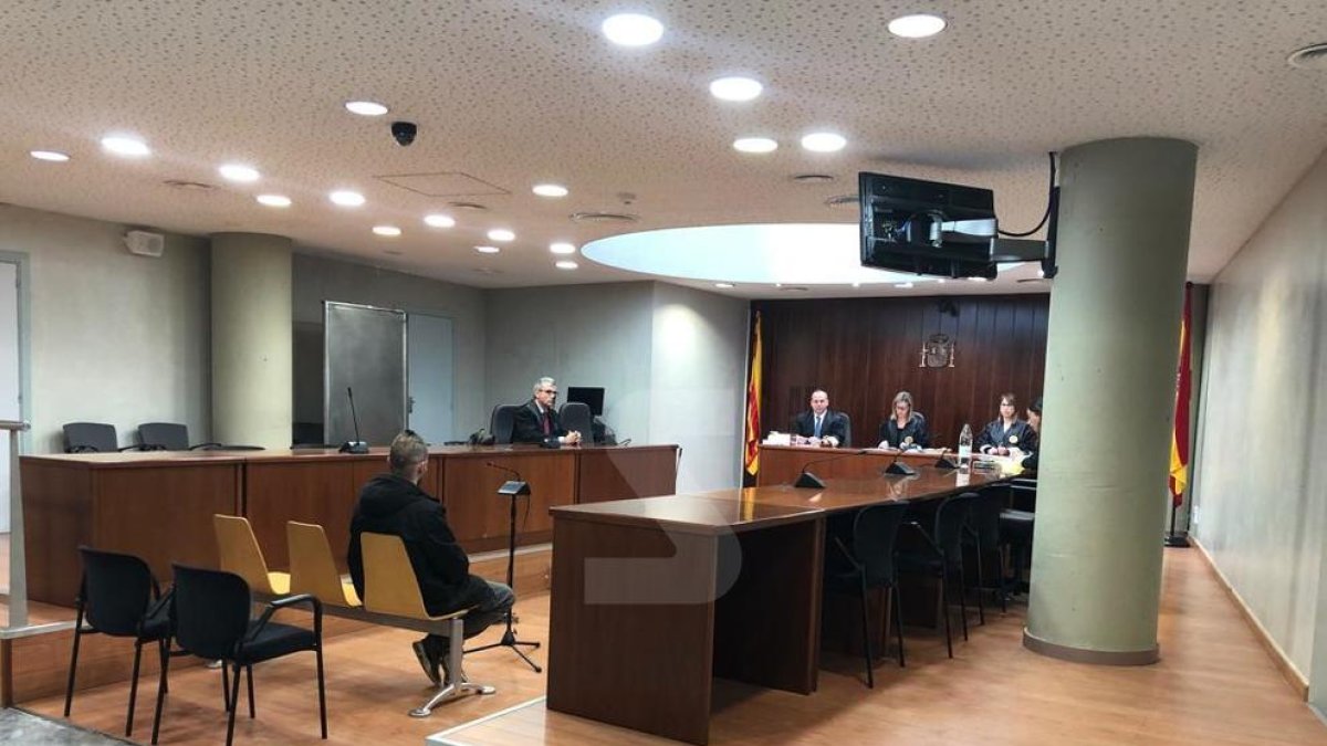 L'acusat, al banc dels acusats