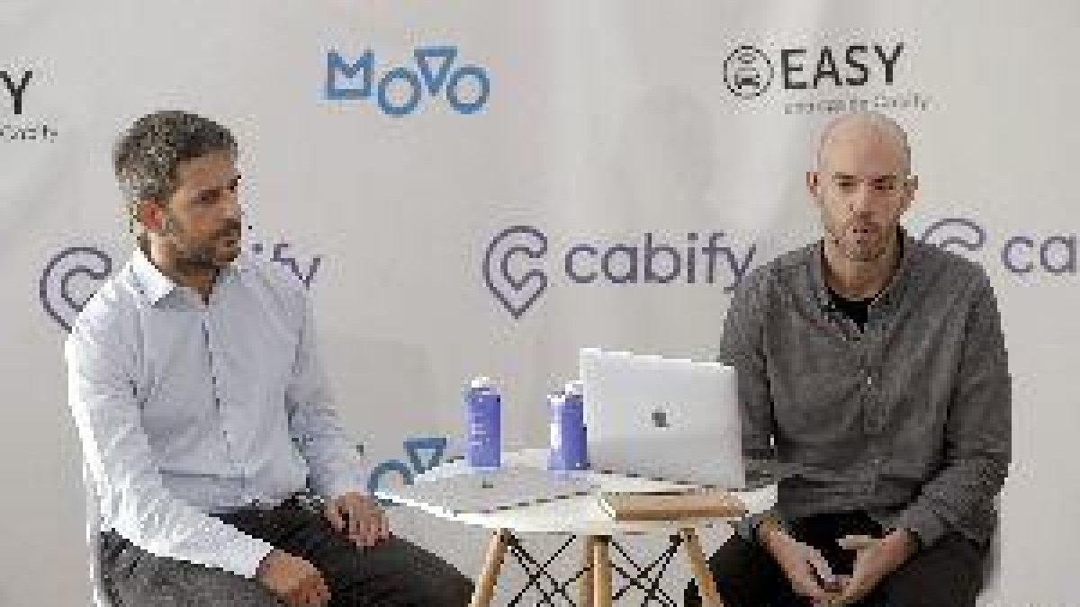 Cabify estudia lanzar antes de junio una aplicación para pedir también taxis