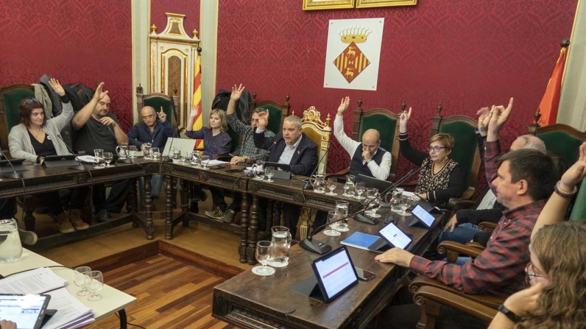 Imagen del pleno de Cervera del lunes, en el que se aprobó el presupuesto de 2020. 