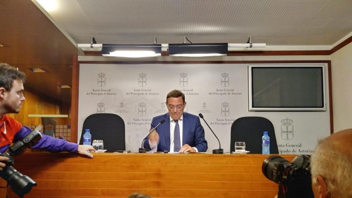 Juan Vázquez, candidat de Cs a la Presidència d'Astúries, tercera dimissió del dia