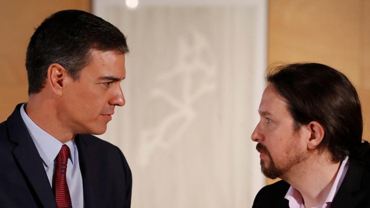 Pedro Sánchez y Pablo Iglesias, la semana pasada tras reunirse sobre un posible pacto de gobierno. 