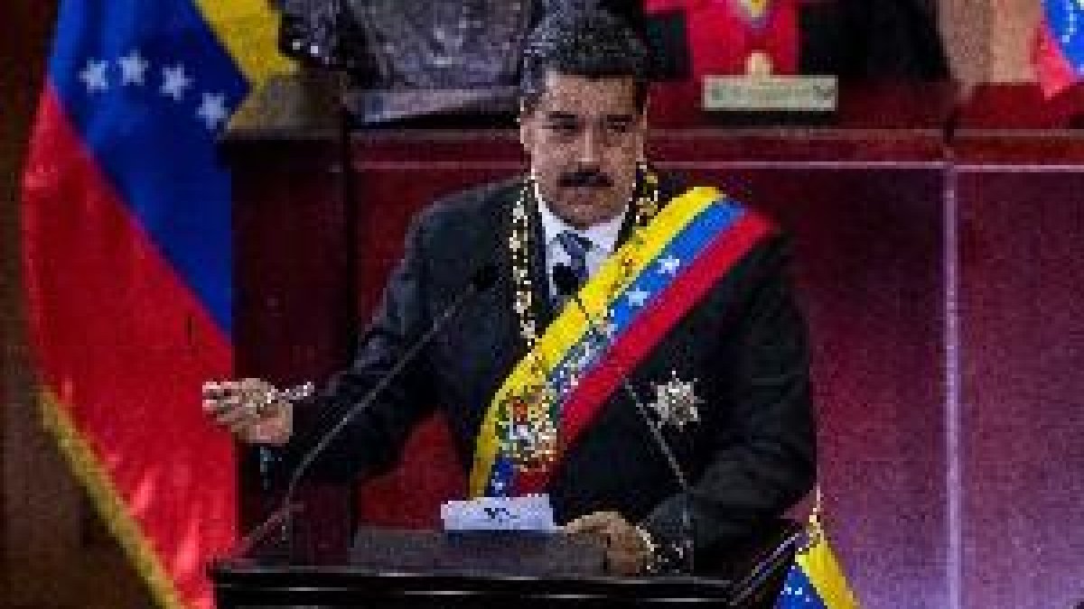 Maduro es presenta a la seu del Suprem per rebre el suport dels magistrats