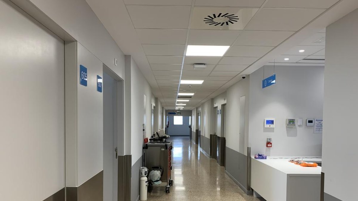 L'hospital Arnau de Vilanova estrena un nou espai d'hospitalització a la sisena planta