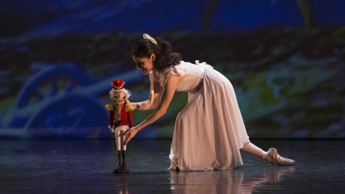 Una de les representacions d’‘El Trencanous’ de la nova companyia Ballet de Catalunya.