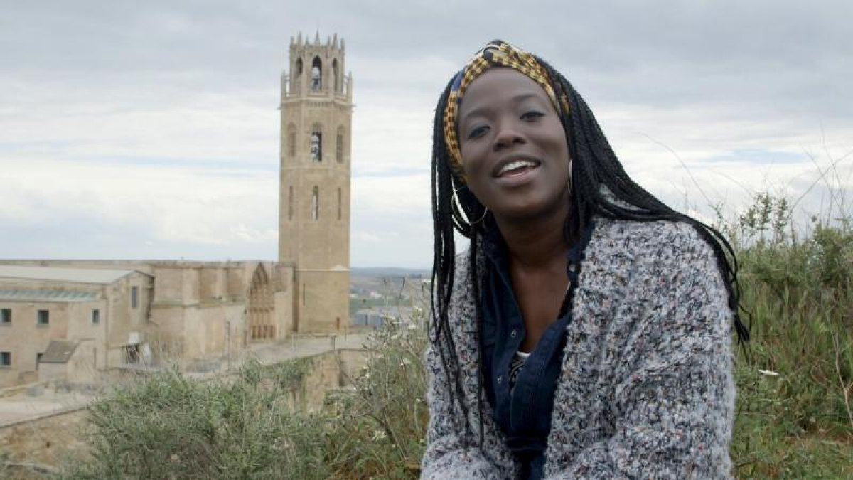 Yolanda Sey visita Lleida para conocer el catalán de Ponent.