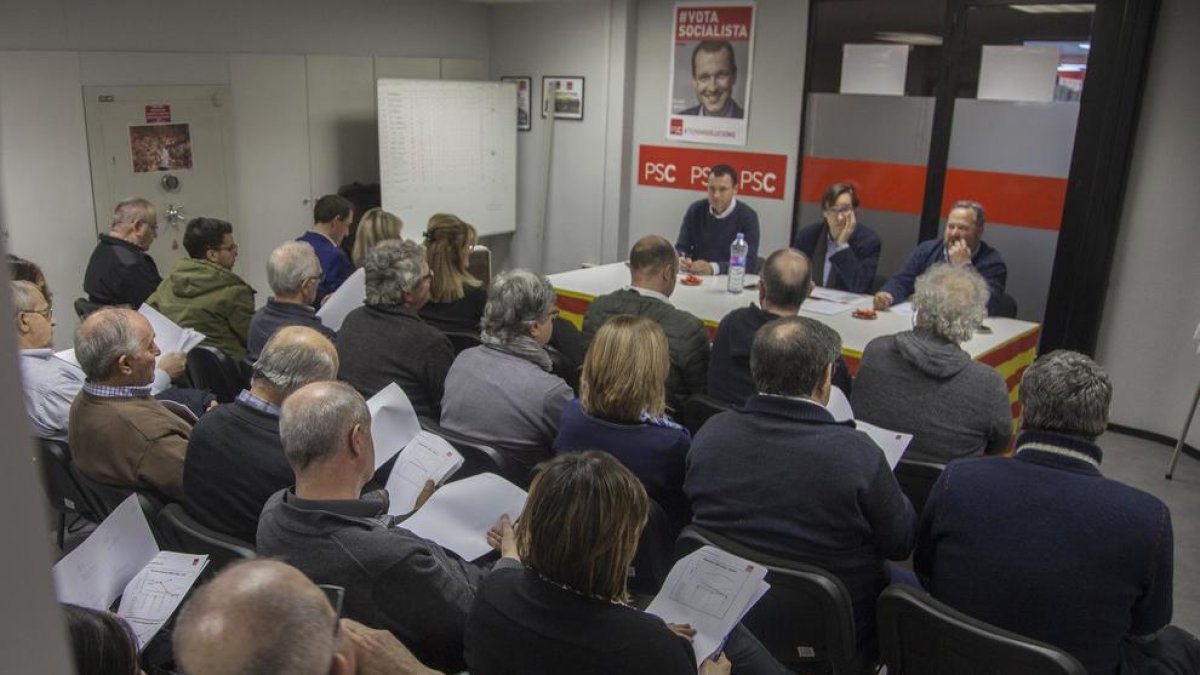 La reunión del PSC en Tàrrega.