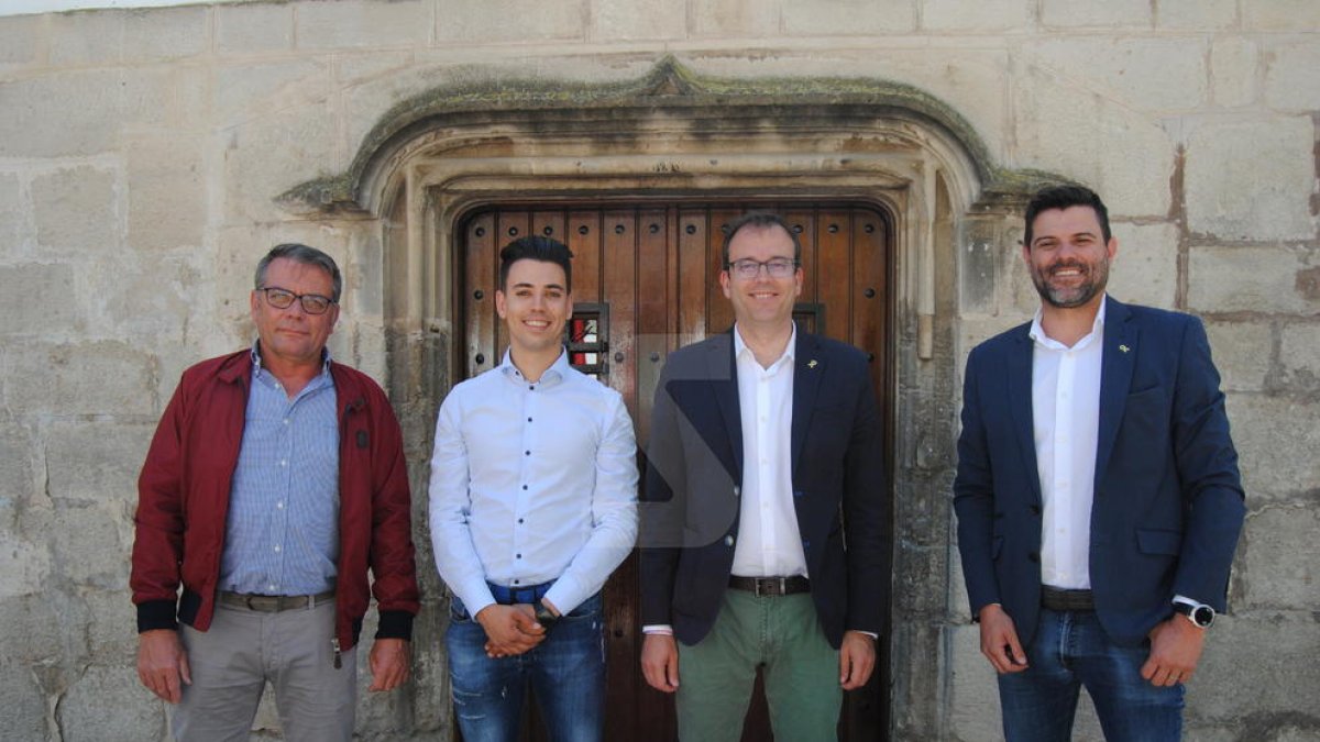 D'esquerra a dreta: Joan Simeón (PP), Joel Bastons (PSC), Marc Solsona (JxC-M) i Engelbert Montalà (ER C).