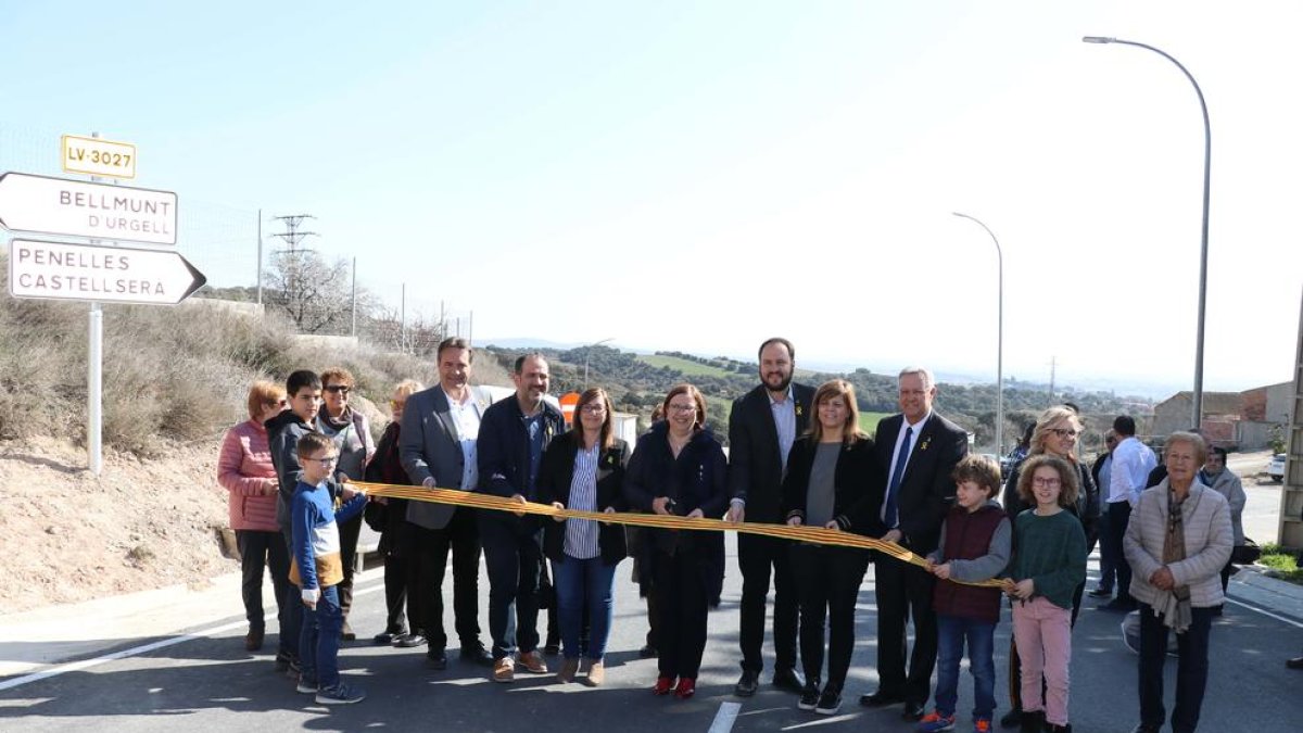 La inauguració de la millora de la carretera LV-3027.