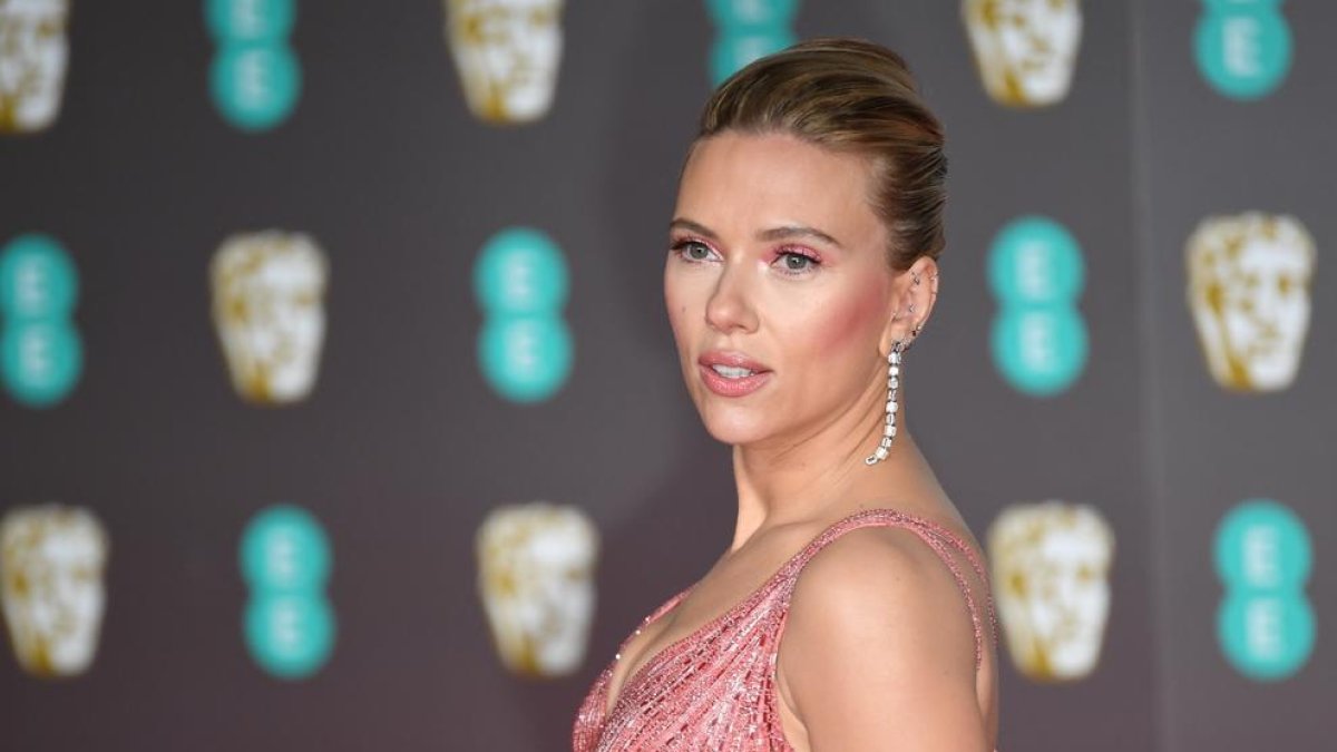 La actriz Scarlett Johansson demandó a Disney por ‘Viuda Negra’. 