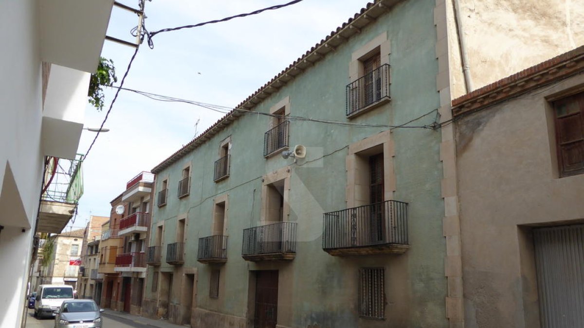 Un carrer de Bell-lloc d'Urgell