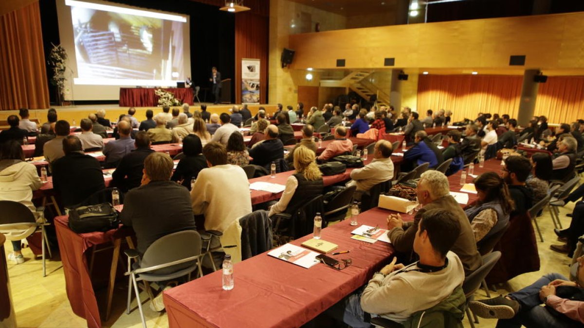 Lo Casino de Alcarràs acogió la Jornada Técnica de Vacuno de Carne.