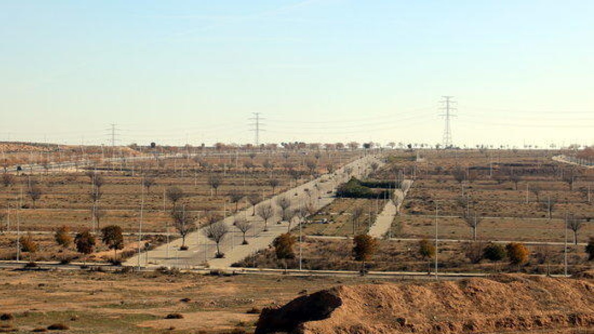 Zona del SUR 42 de Lleida (Torre Salses), on està projectada una zona comercial de mitjanes superfícies.