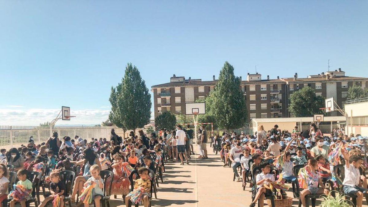 La celebració de fi de curs a l’institut escola Torre Queralt.