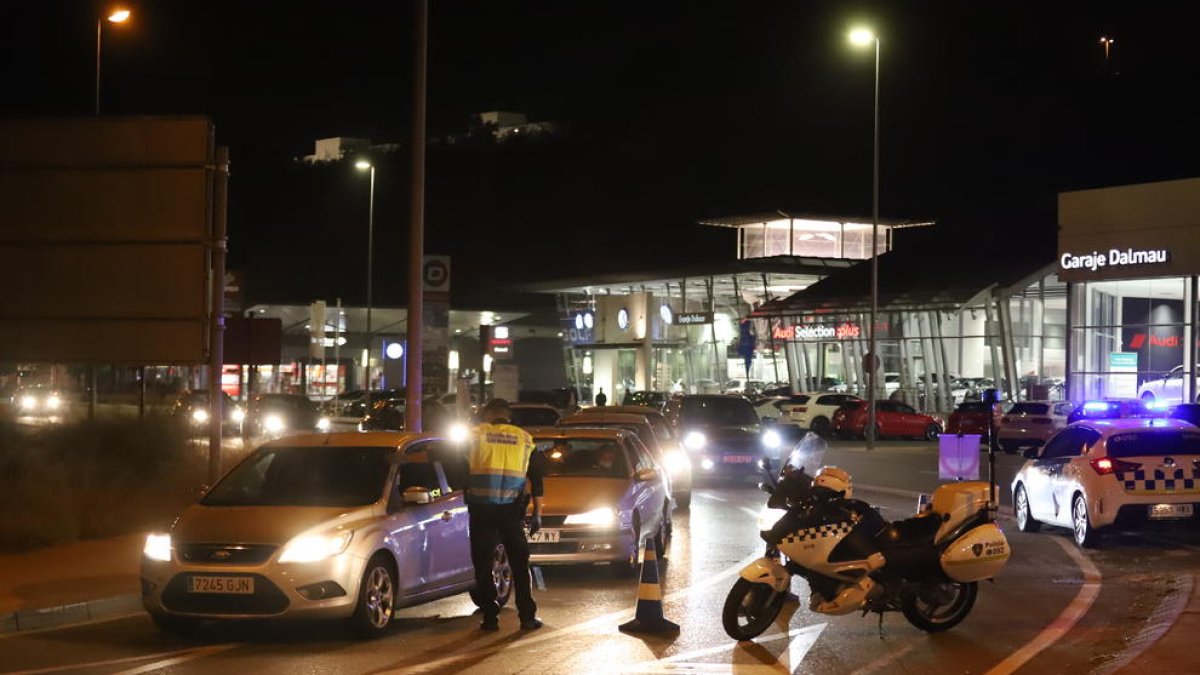 Imatge d'arxiu d'un control dels Mossos d'Esquadra a Mollerussa.