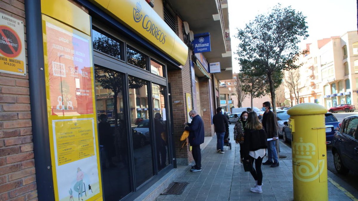 La oficina de Correos de la calle Joc de la Bola de Lleida. 