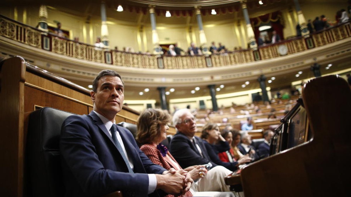 El candidato a la presidencia del Gobierno, Pedro Sánchez, ayer en el Congreso de los Diputados.