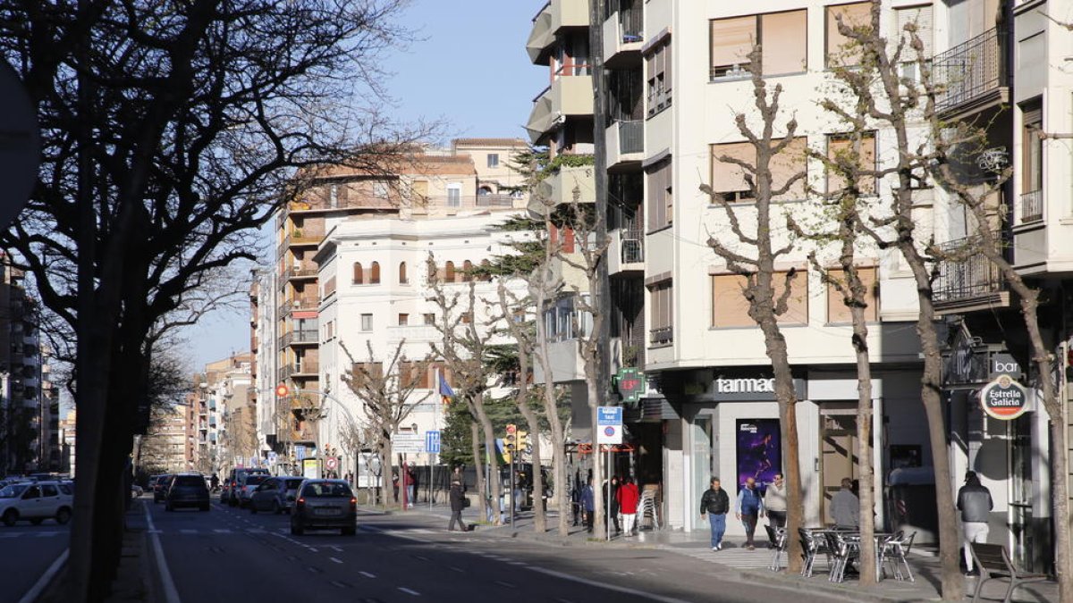 Vista de l'avinguda Prat de la Riba de Lleida.