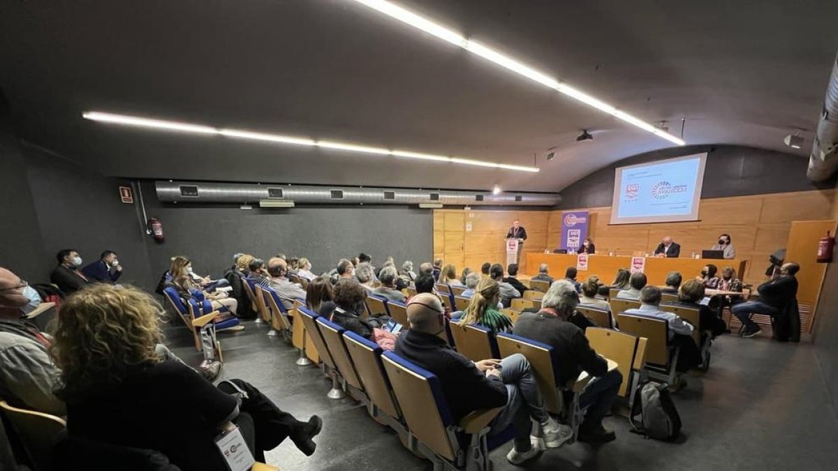 Un momento de la sesión del comité de UGT de Lleida.