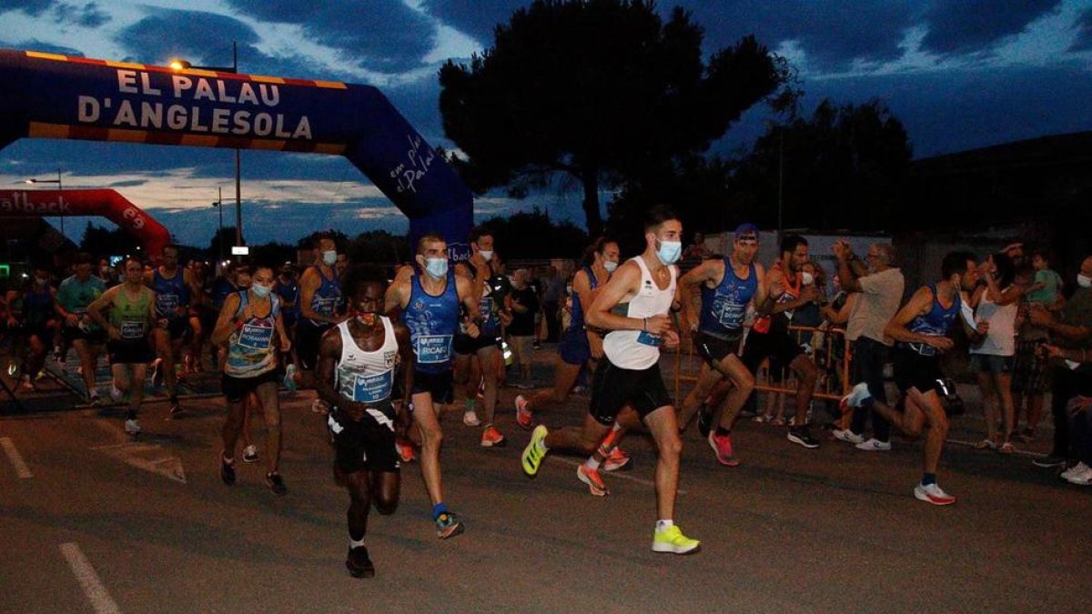 Un moment de la carrera que es va disputar dissabte.