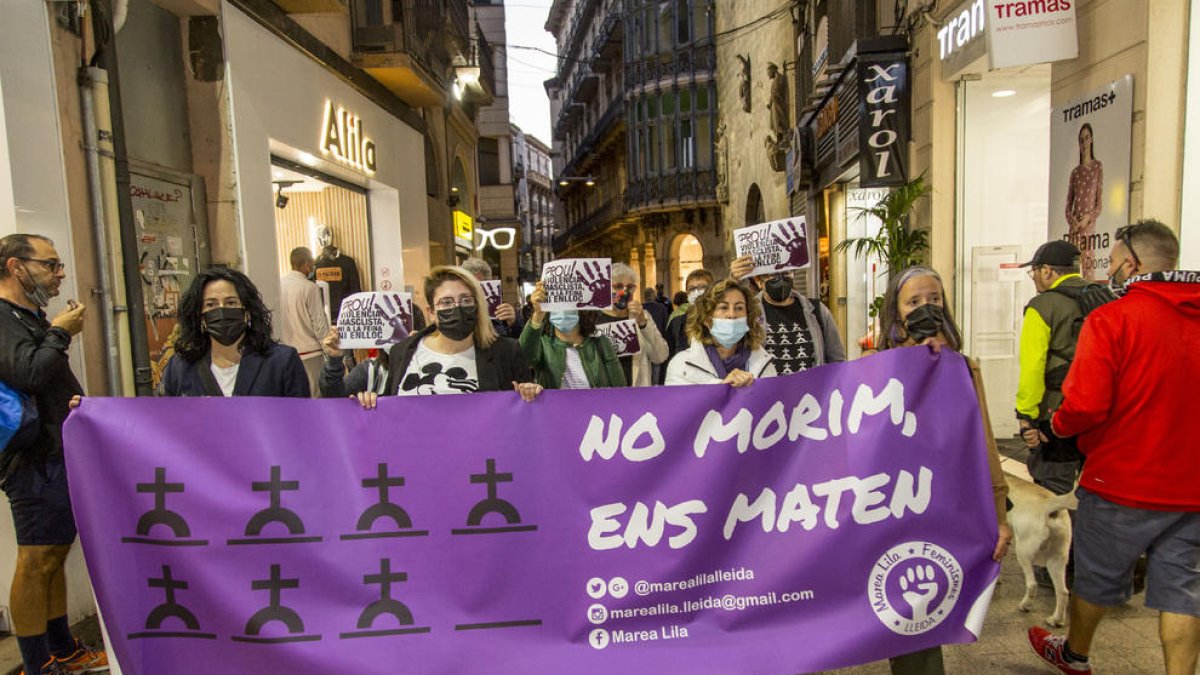 Nova marxa de Marea Lila de Lleida contra la violència masclista