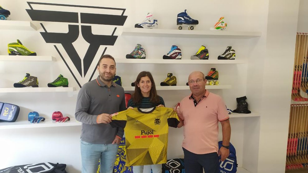 Lluís Rodero, Luchi Agudo y Ramon Porta, ayer en el negocio que regenta el técnico en Lleida.