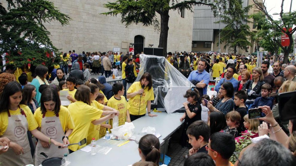 El día de la Ciència al Carrer reúne a más de mil participantes 