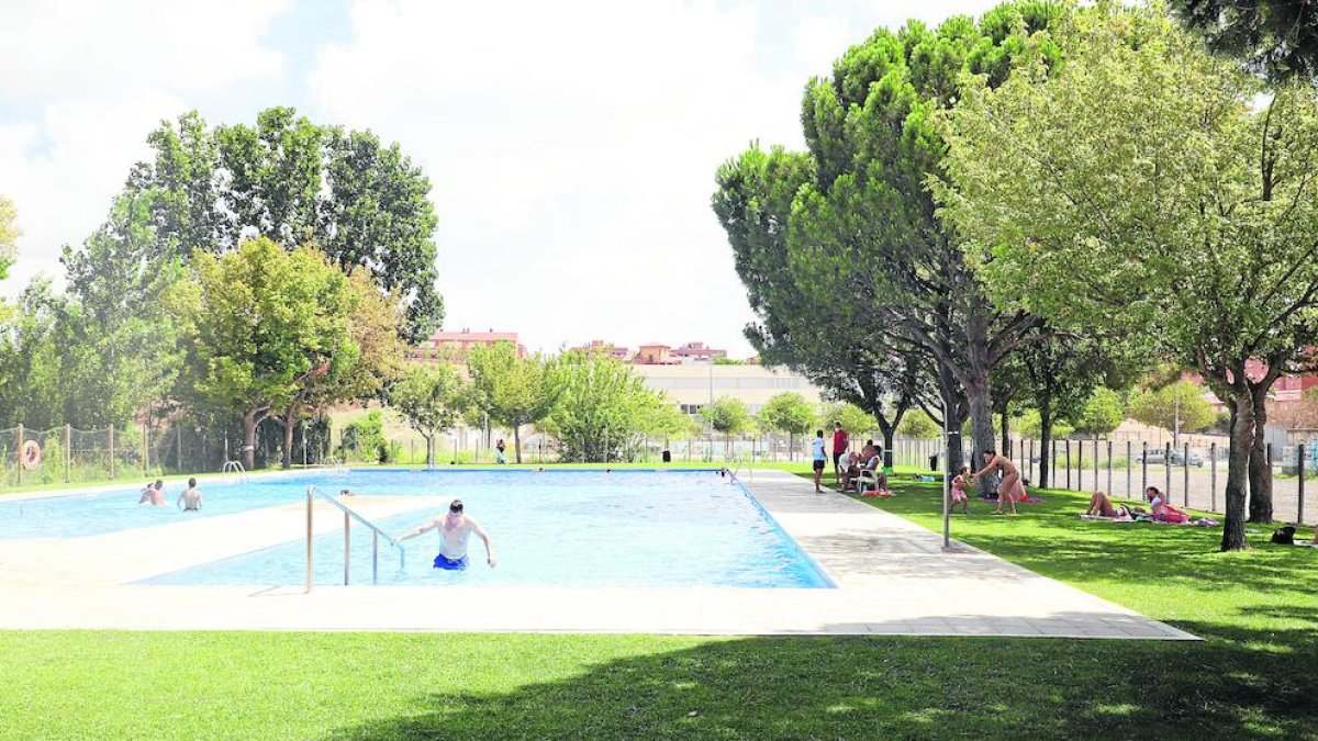 Imatge d'arxiu de les piscines de Balàfia.