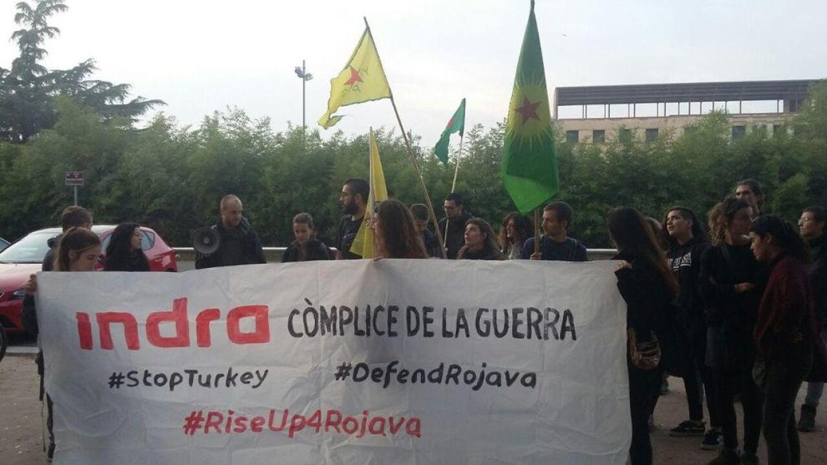 Protesta contra Indra por sus negocios con Turquía