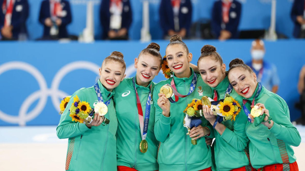 El equipo de Bulgaria, con el oro en gimnasia rítmica.