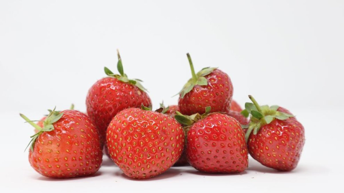 Cuatro beneficios de comer fresas y cómo consumirlas