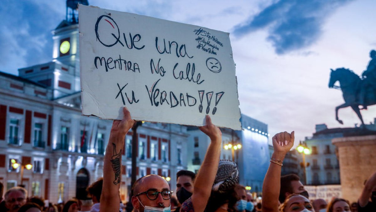 El colectivo LGTBI se manifestó el miércoles en Madrid en contra de todo tipo de agresiones homófobas.