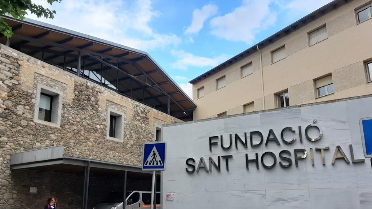 Vista del edificio del actual Hospital de La Seu, que da cobertura a todo el Alt Urgell.