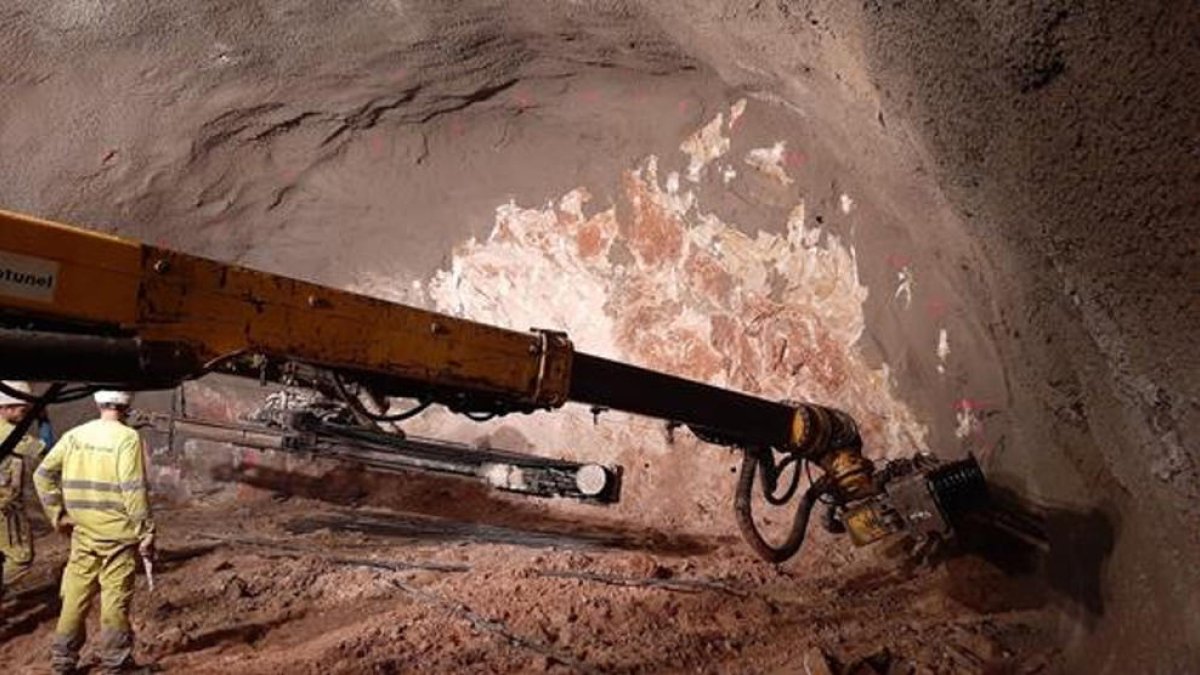 Imagen del pasado mes de diciembre de la perforación de la galería este del túnel del Coll de Lilla. 