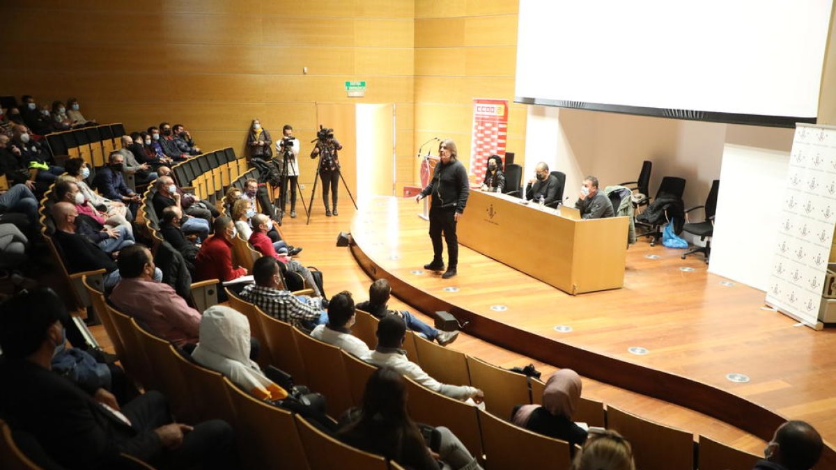 CCOO va celebrar ahir a la UdL una assemblea de delegats.