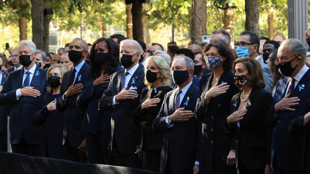 Clinton, Obama y Biden, los tres últimos presidentes estadounidenses demócratas, ayer en Nueva York.