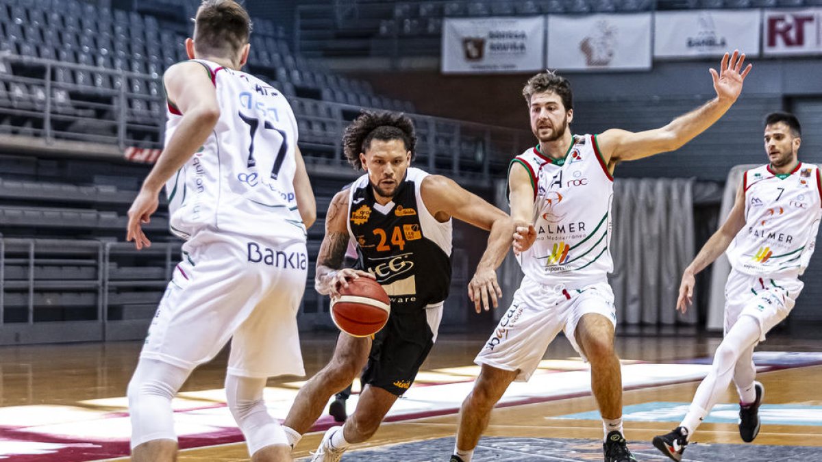 El Força Lleida gana al Palma en un debut estelar de Michael Carrera